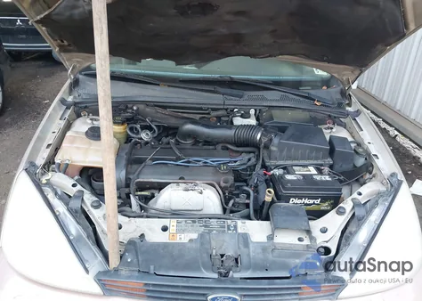 2001 Ford Focus Se из США, поврежденный, VIN 1FAHP36371W160012